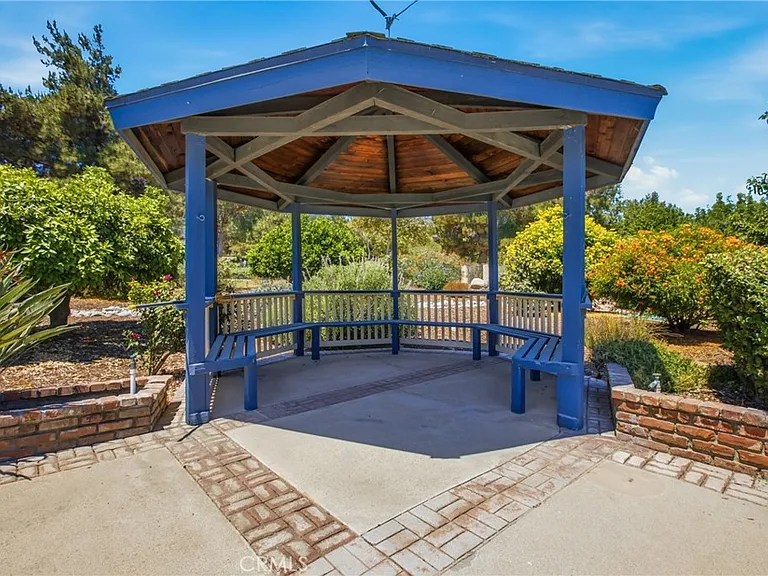 9250 Beazley Ln — Photo 31