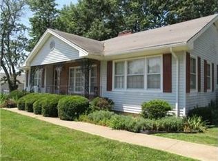 1112 Walnut St, Higginsville, MO 64037