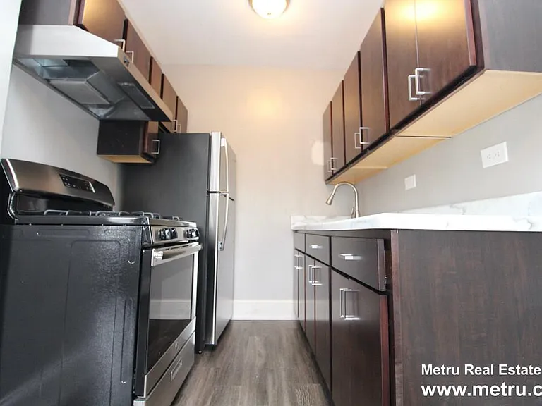 1033 W Loyola Ave #707 — Photo 1