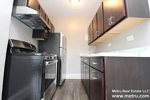 1033 W Loyola Ave #707 Photo 1