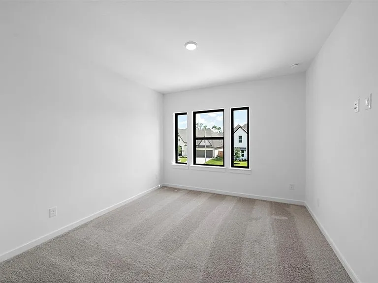 9806 Oakwood Trl — Photo 20