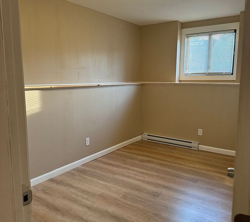 165 Charles Street 165 Charles St Rochester NH Zillow