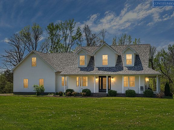 2nd image of 302 Ligon Ln