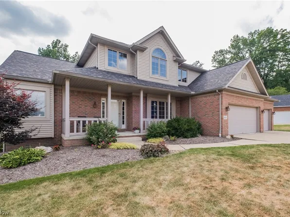 6650 Forestwood St NW, Canton, OH 44718