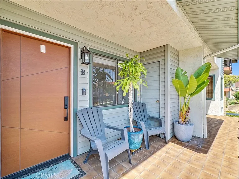 2215 Molino Ave #2215B — Photo 12