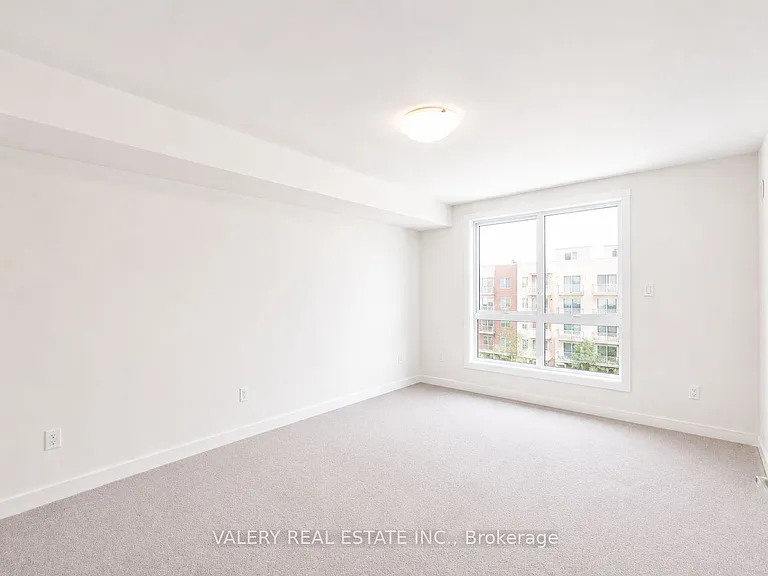 20 Woodstream Dr #15 — Photo 9
