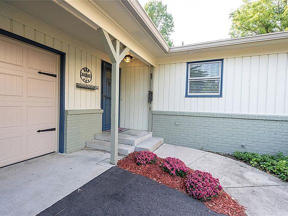4th image of 6529 Buttonwood Dr