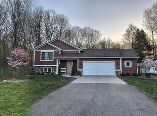 3469 Oak Branch Ct, Allegan, MI 49010