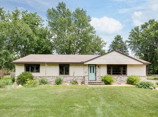 4962 Turtle Ln E, Shoreview, MN 55126