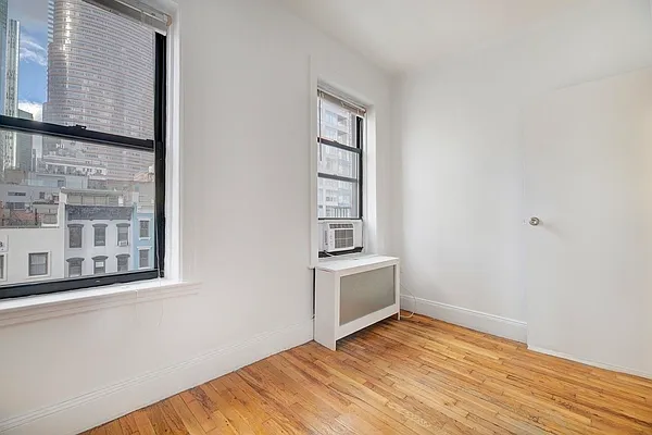 Rented by REAL New York | media 15