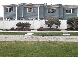 65 S Bay Dr UNIT C14, Narragansett, RI 02882
