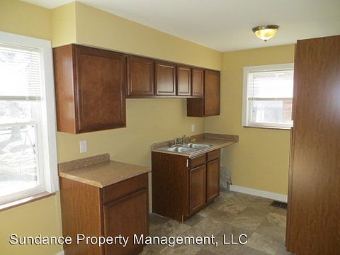 4th image of 5174 Leona Dr