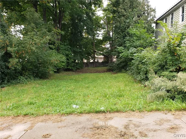 1205 Gray Ave, Utica, NY 13502