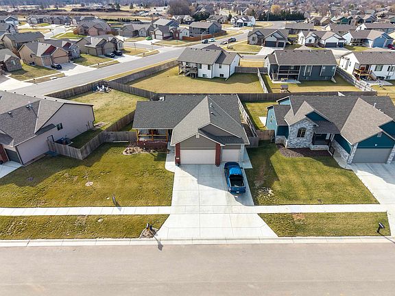 3rd image of 2516 Spring Meadows Ct