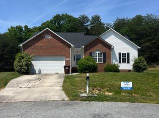 4101 Birchgarden Dr, High Point, NC 27265