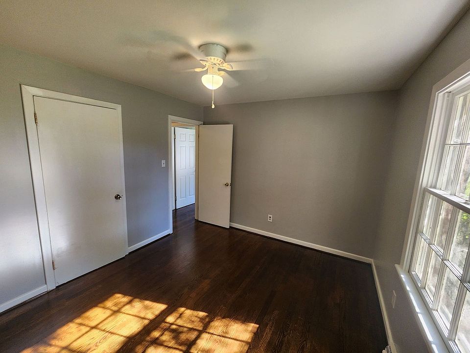 1st image of 3203 Evergreen Ave