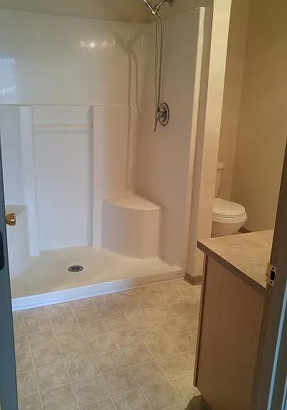 Gateway Village Apartments — Photo 95