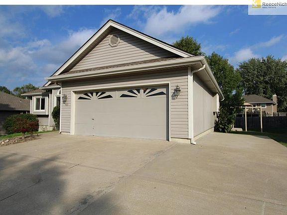 Extra concrete pad for additional parking.
