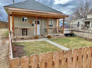 619 Main St, Roundup, MT 59072