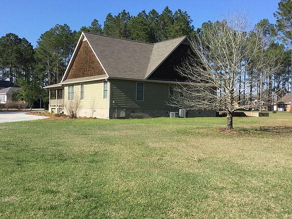 3rd image of 226 Leyland Dr