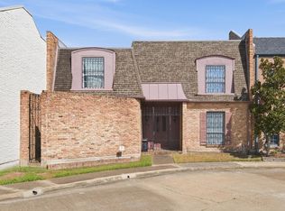 2107 Stonewalk Dr, Houston, TX 77056