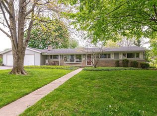 815 Maplewood Dr, Kokomo, IN