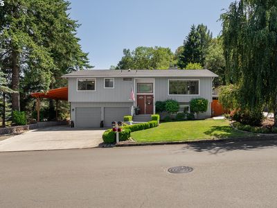 1925 NW Sunberry Dr, Roseburg, OR, 97471