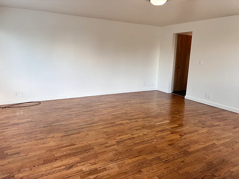 312 28th Ave S #C — Photo 7