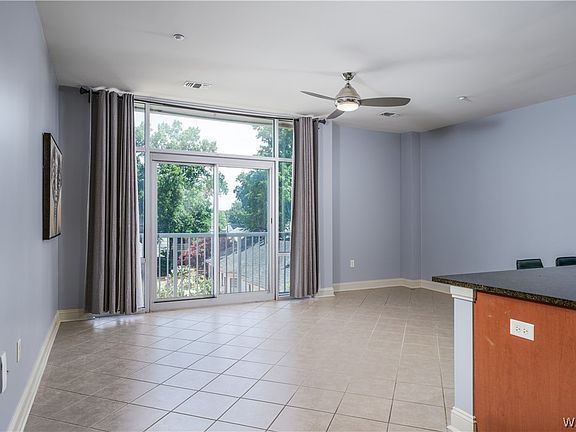 5th image of 1510 9th St Unit 219