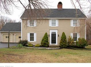 35 Highfield Dr, Monroe, CT 06468