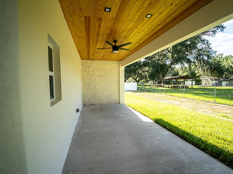 2902 Robinson Rd — Photo 14