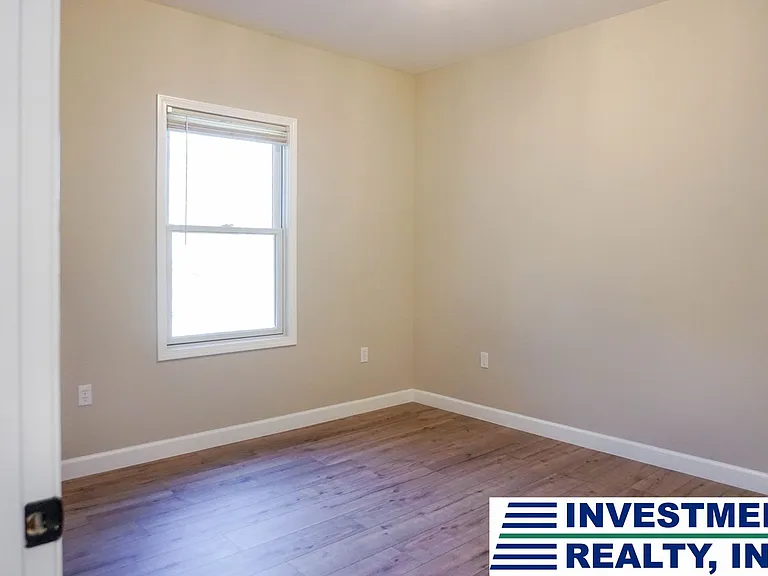 1902 Saint Mathews Ct — Photo 21