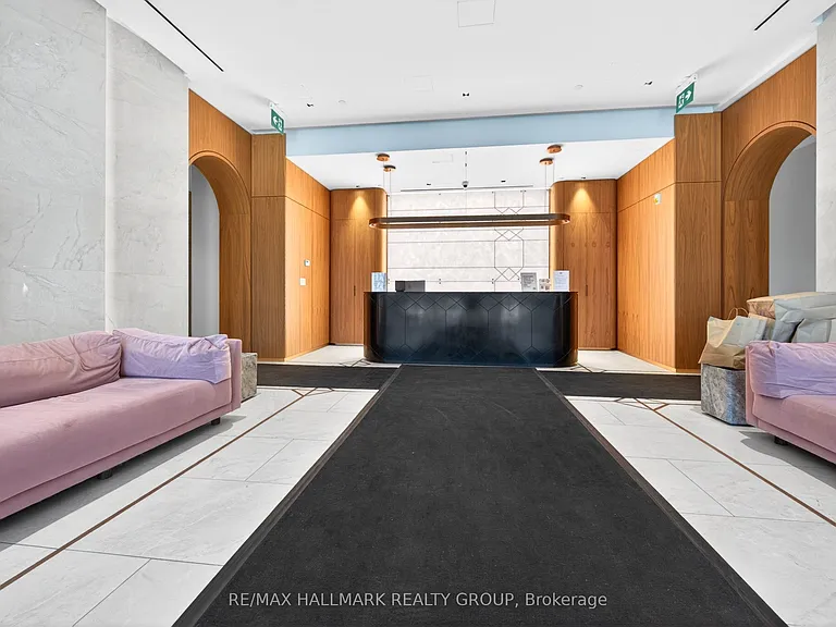560 Rideau St #1405 — Photo 3