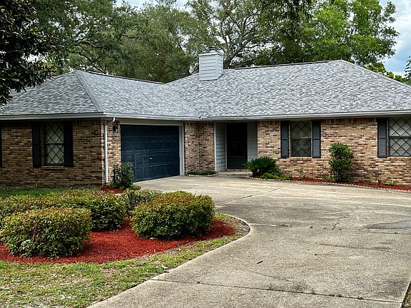 2nd image of 109 Dominica Way