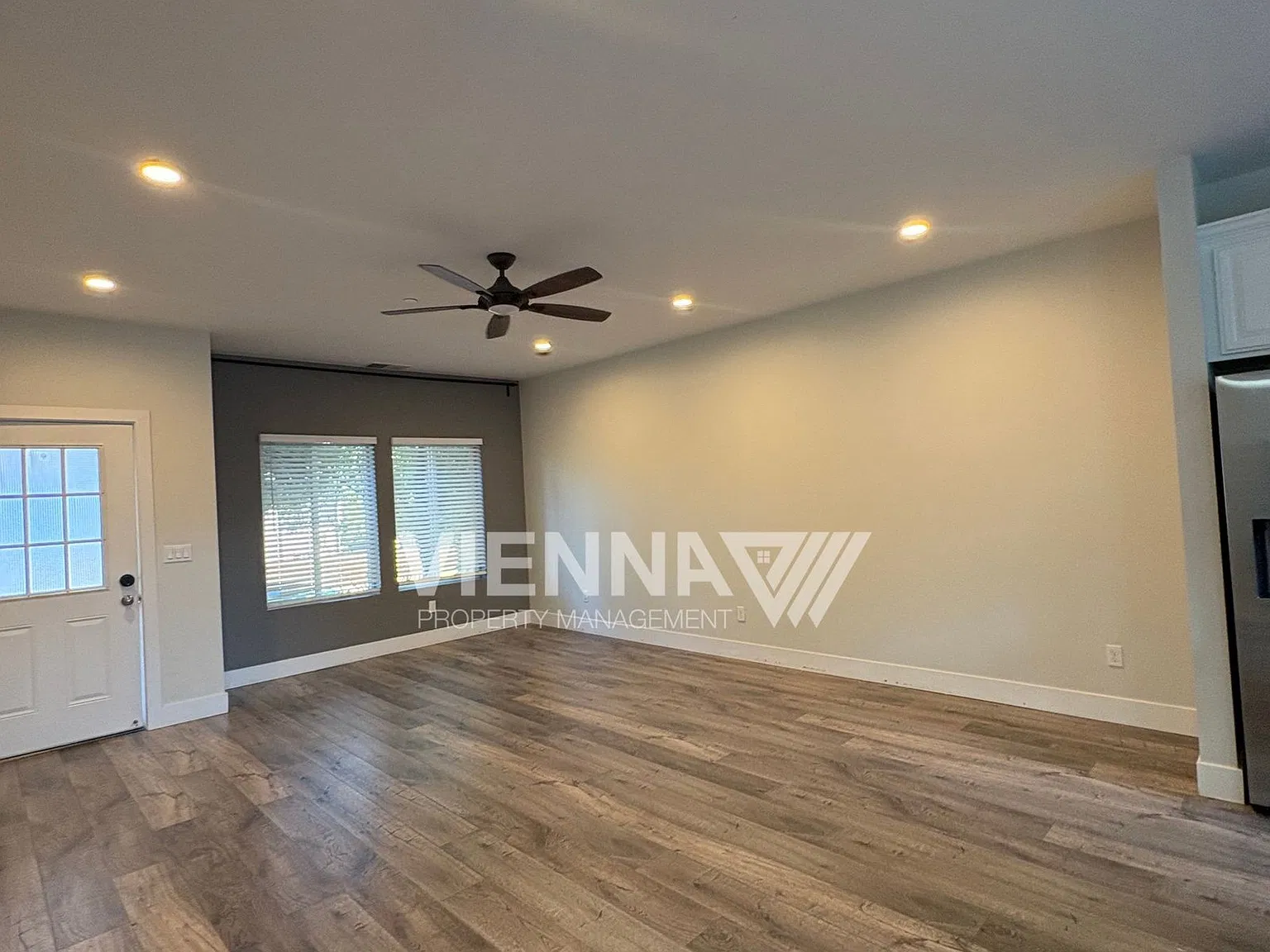 3 bed, 2.5 bath, 1683 sqft, $2,995 — Photo 4