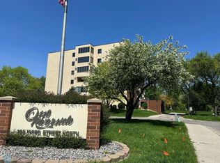 105 3rd St N APT 509, Moorhead, MN 56560