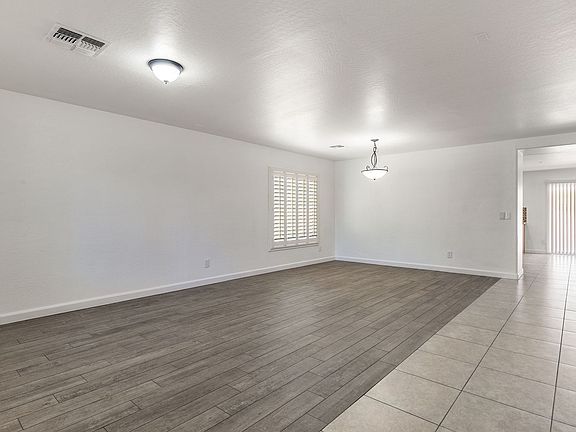 3rd image of 28234 N Jade St