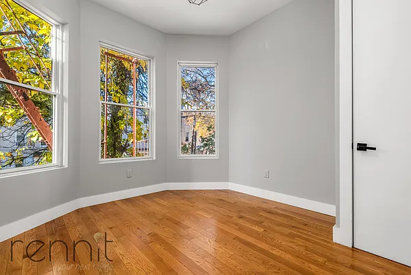 Rented by Rennit Inc. | media 2