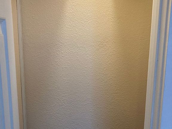 5th image of 477 Rose Ave #1-12-14