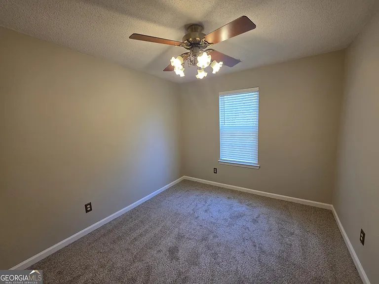 602 N Fairfield Dr — Photo 18