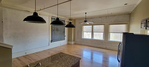 Floor plan 306
