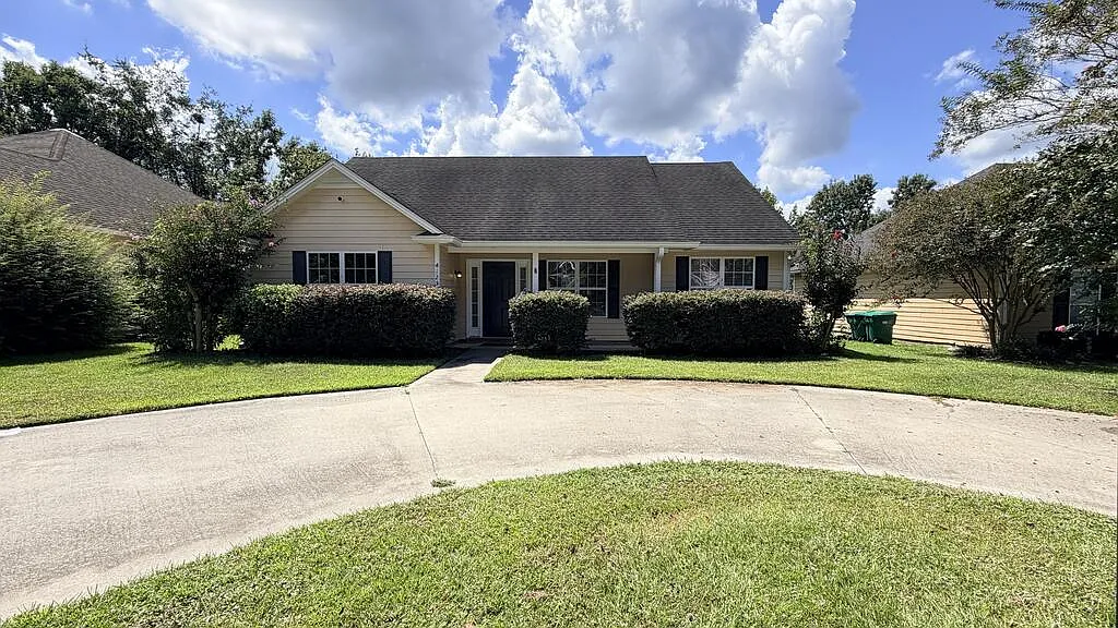 3 bed, 2.0 bath, 1293 sqft, $1,625 — Photo 2