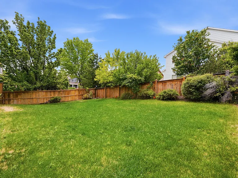 16664 E Prairie Wind Ave — Photo 32