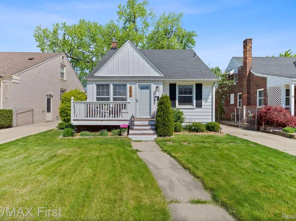 1070 Oxford Rd, Berkley, MI 48072