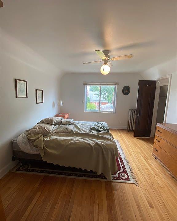 2nd image of 4794 Helen St