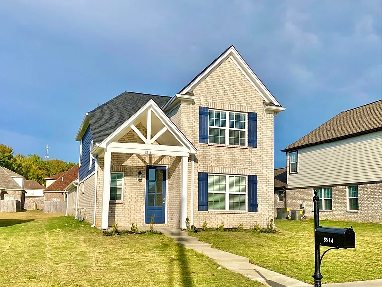 8914 Kimberly Dawn Dr — Photo 1