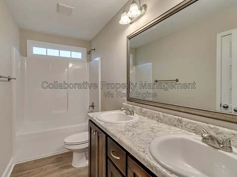 338 Tallulah Bnd — Photo 10