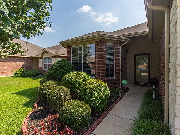 2nd image of 8517 Shallow Creek Dr