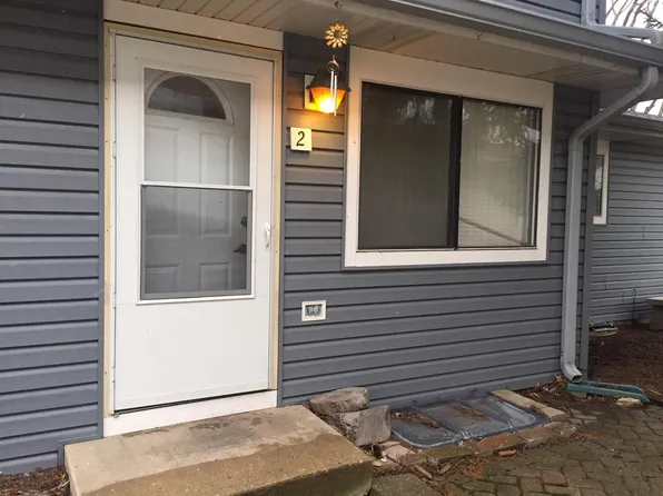 2S705 Winchester Cir E Unit 2, Warrenville, IL 60555