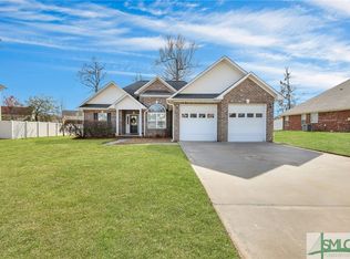 720 English Oak Dr, Hinesville, GA 31313